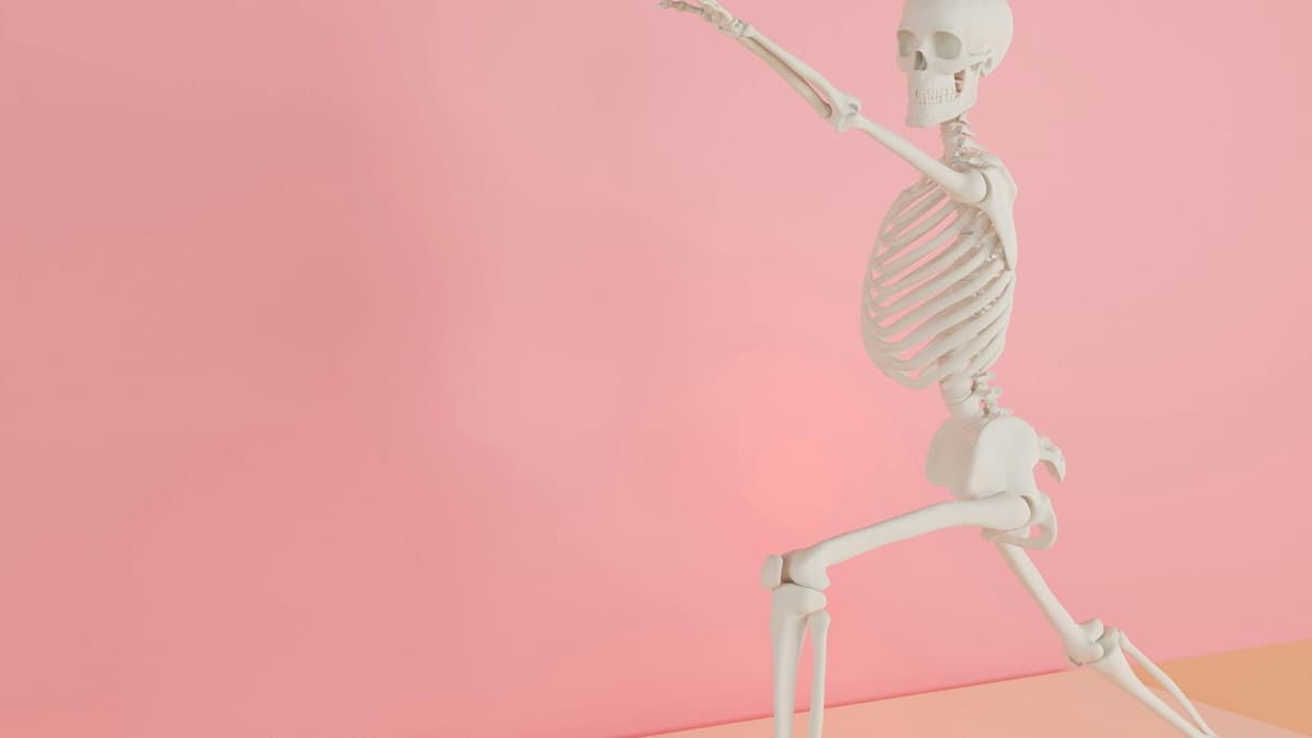 休日の監視に限界！パワハラ退職代行の法的根拠とは｜民法627条